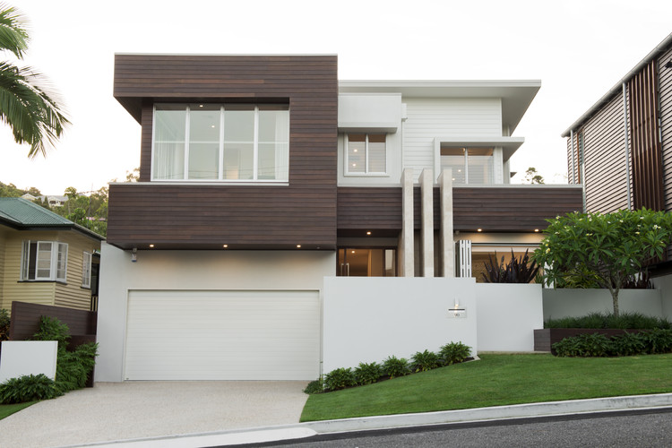 Contemporary Home Exterior